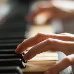 Robert Gasidlo | hands on piano keys
